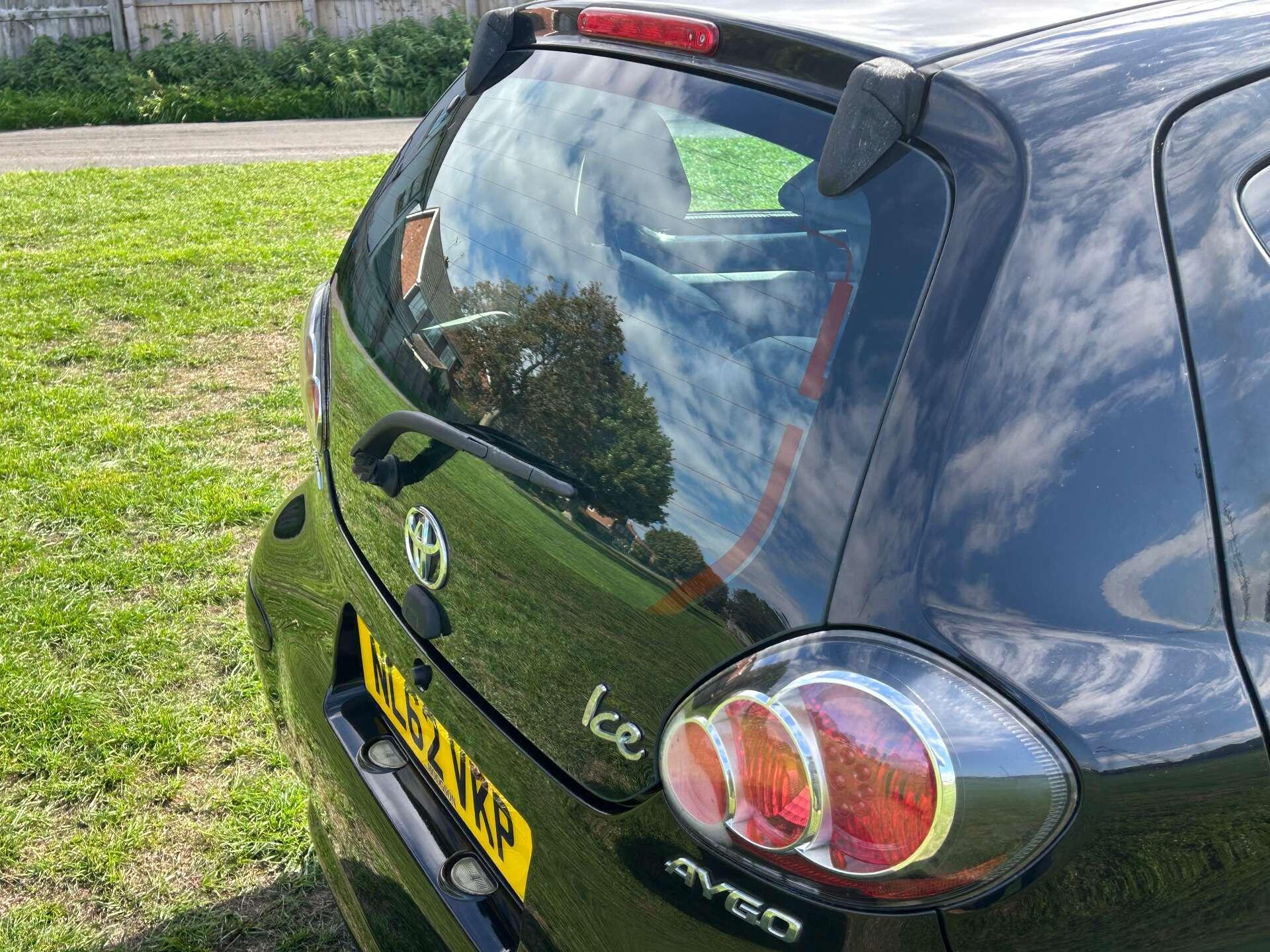 Toyota Aygo view 16