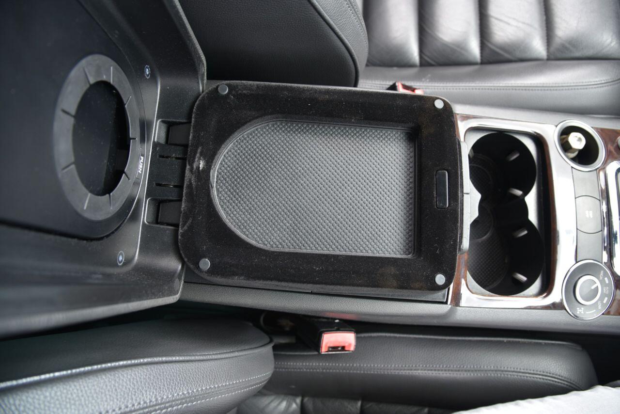 Volkswagen Touareg view 35