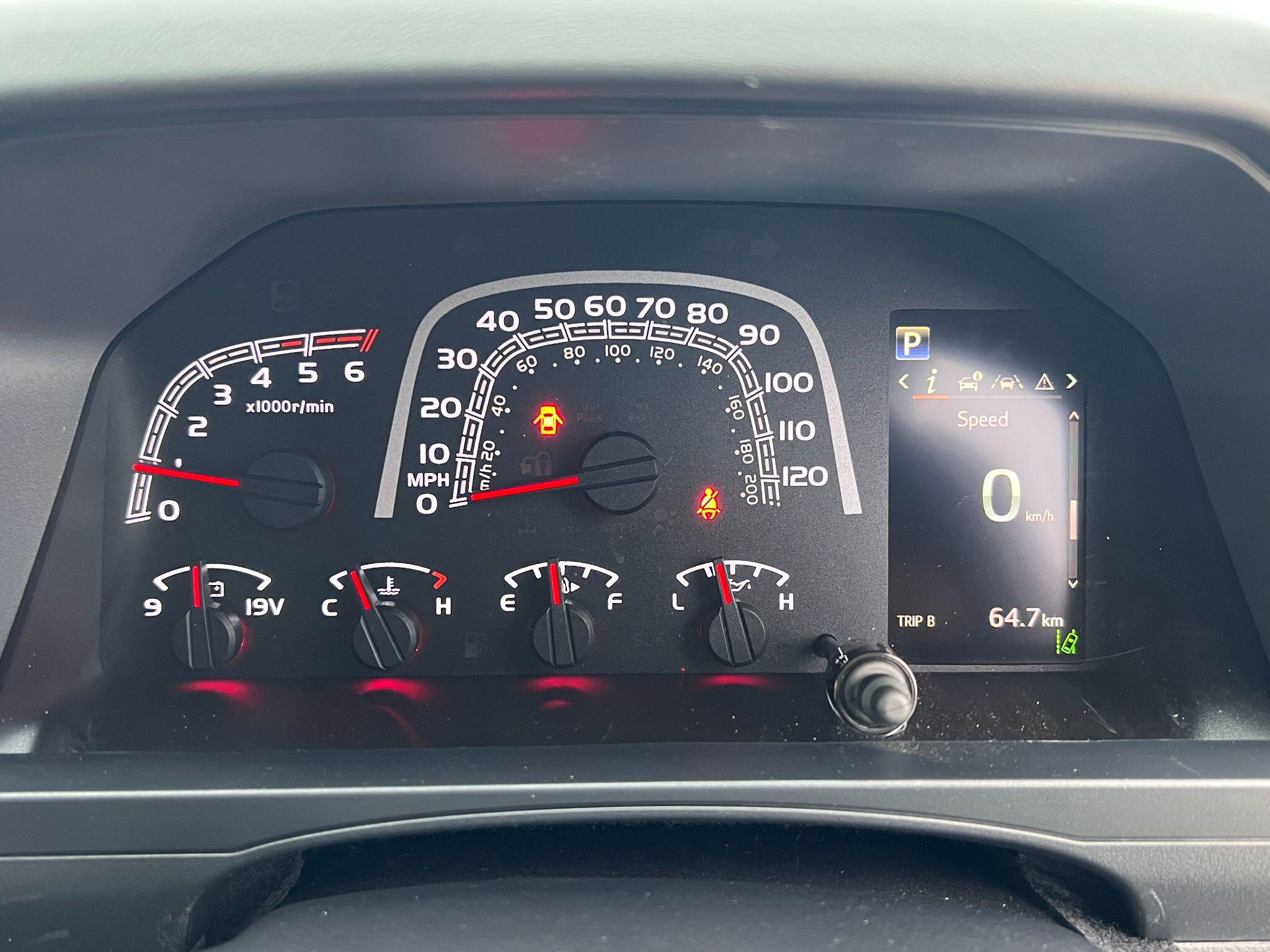 Toyota Land Cruiser view 28