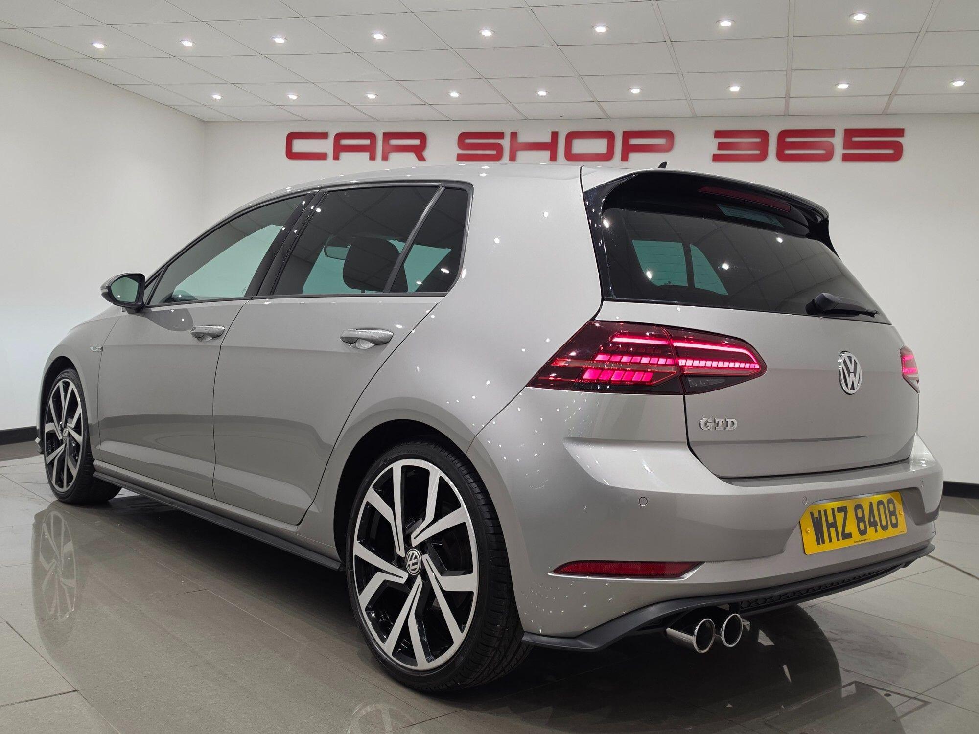 Volkswagen Golf view 11