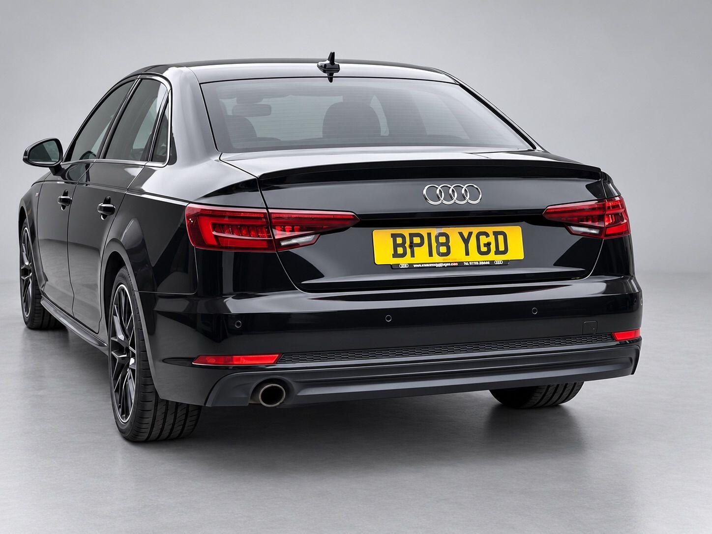 Audi A4 view 13