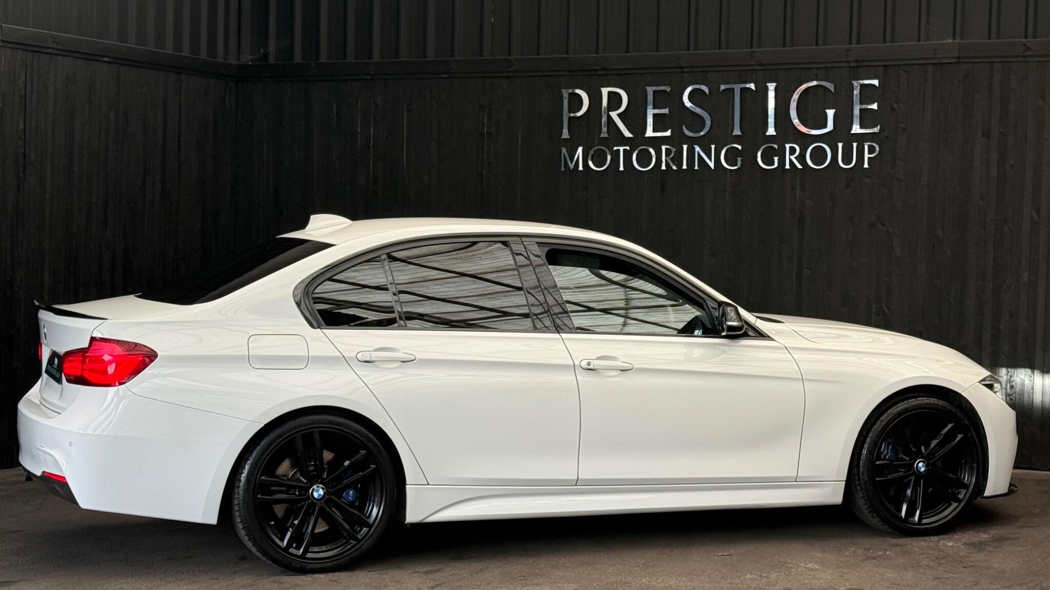 BMW 3 Series view 10