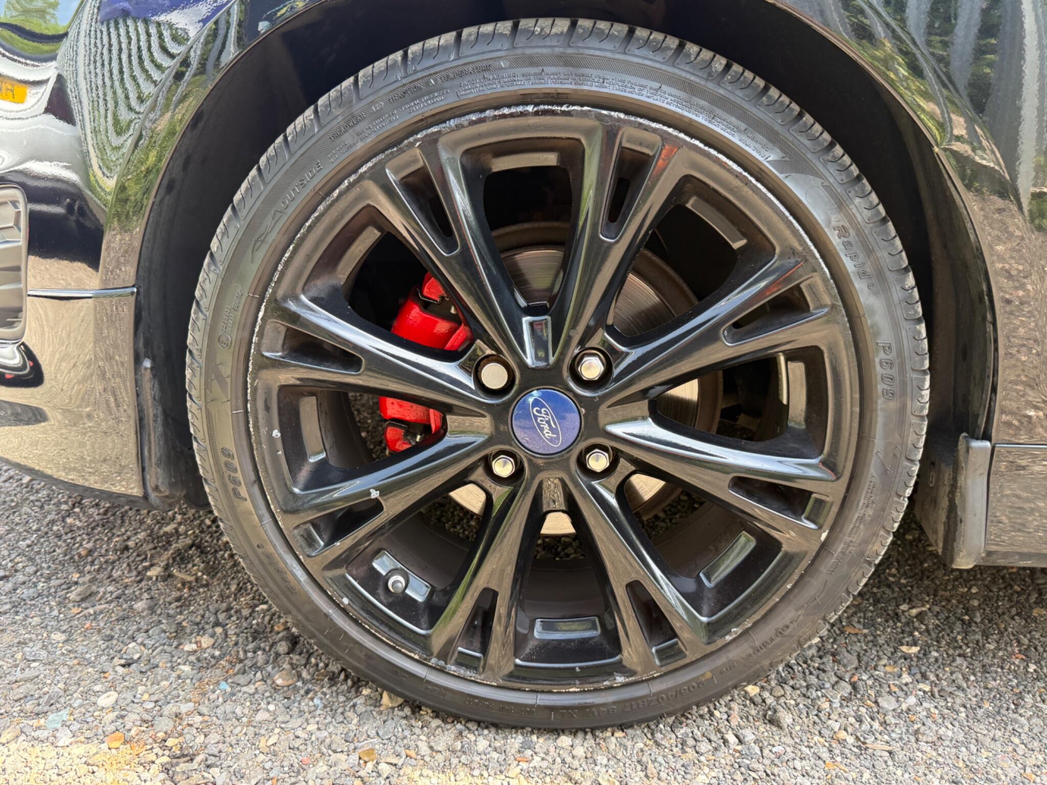 2016 Ford Fiesta image 28