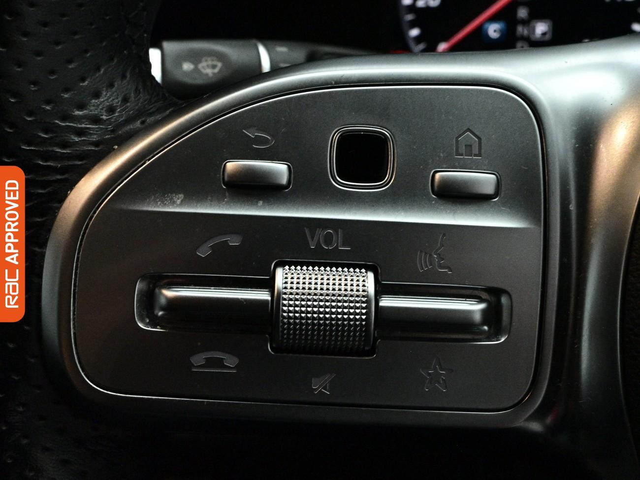 Mercedes-Benz E-Class view 25