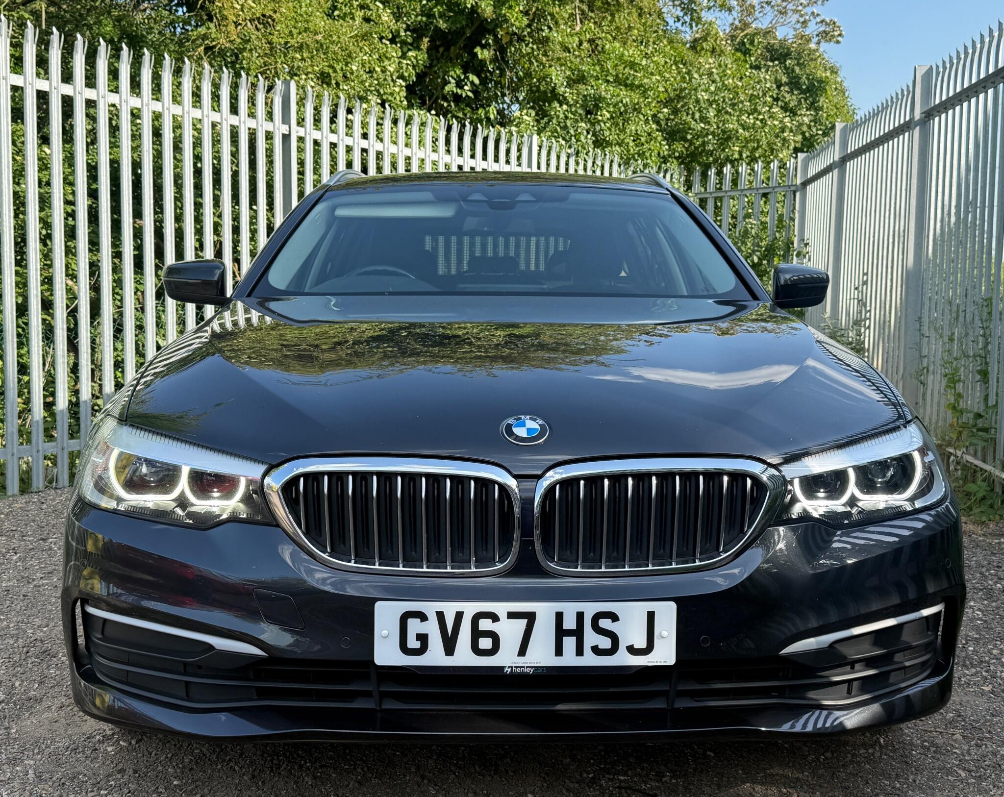 2017 BMW 5 Series image 6