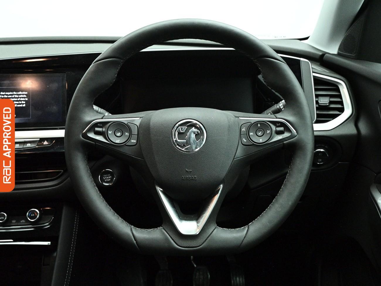 Vauxhall Grandland view 9