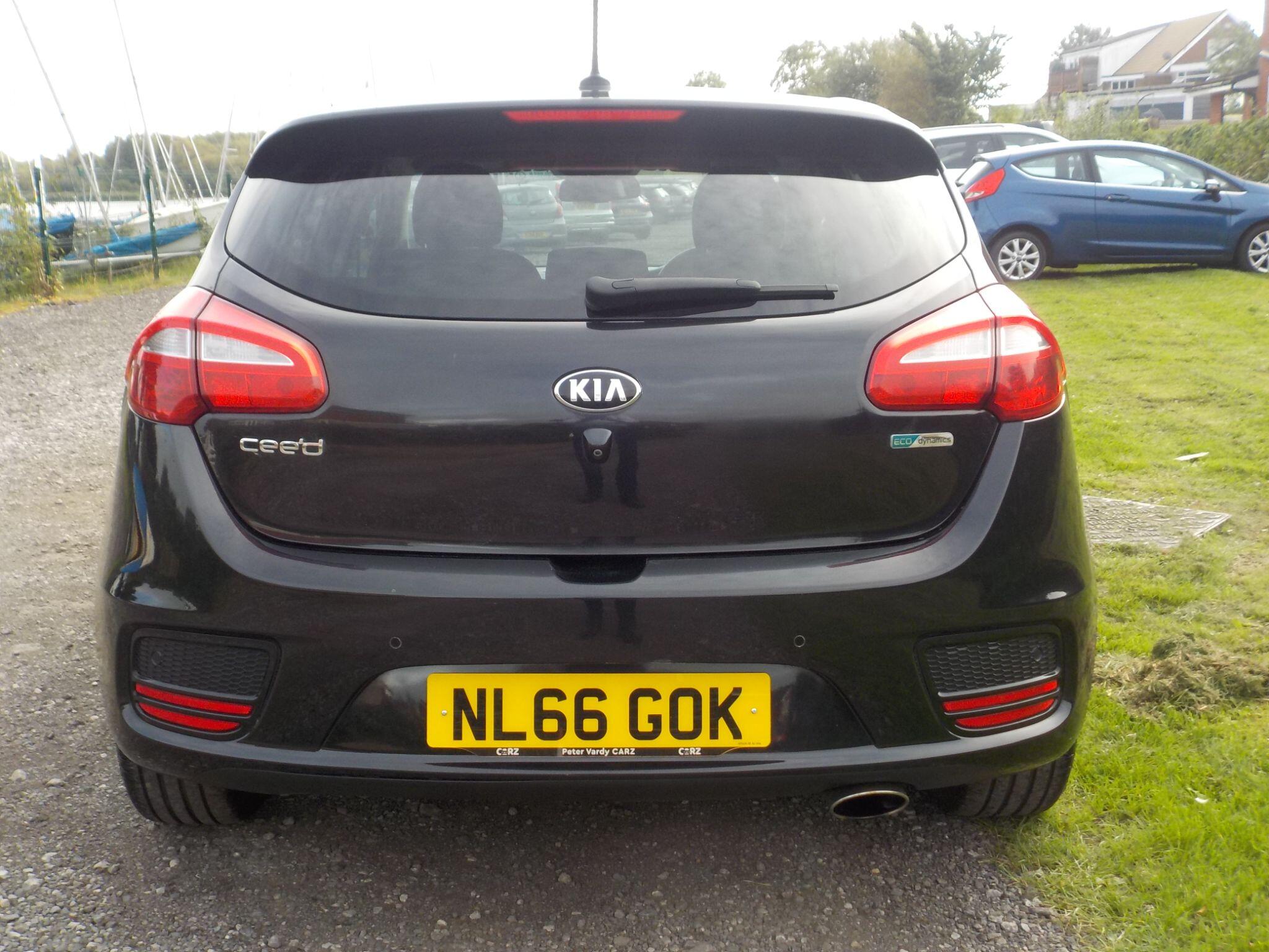 Kia Ceed 1.0 T-GDi 3 Euro 6 (s/s) 5dr