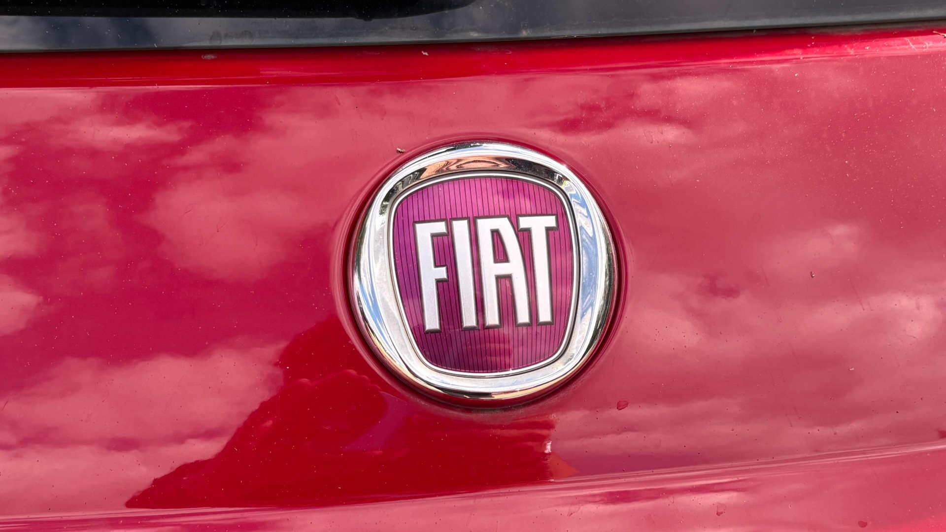 Fiat 500 view 34