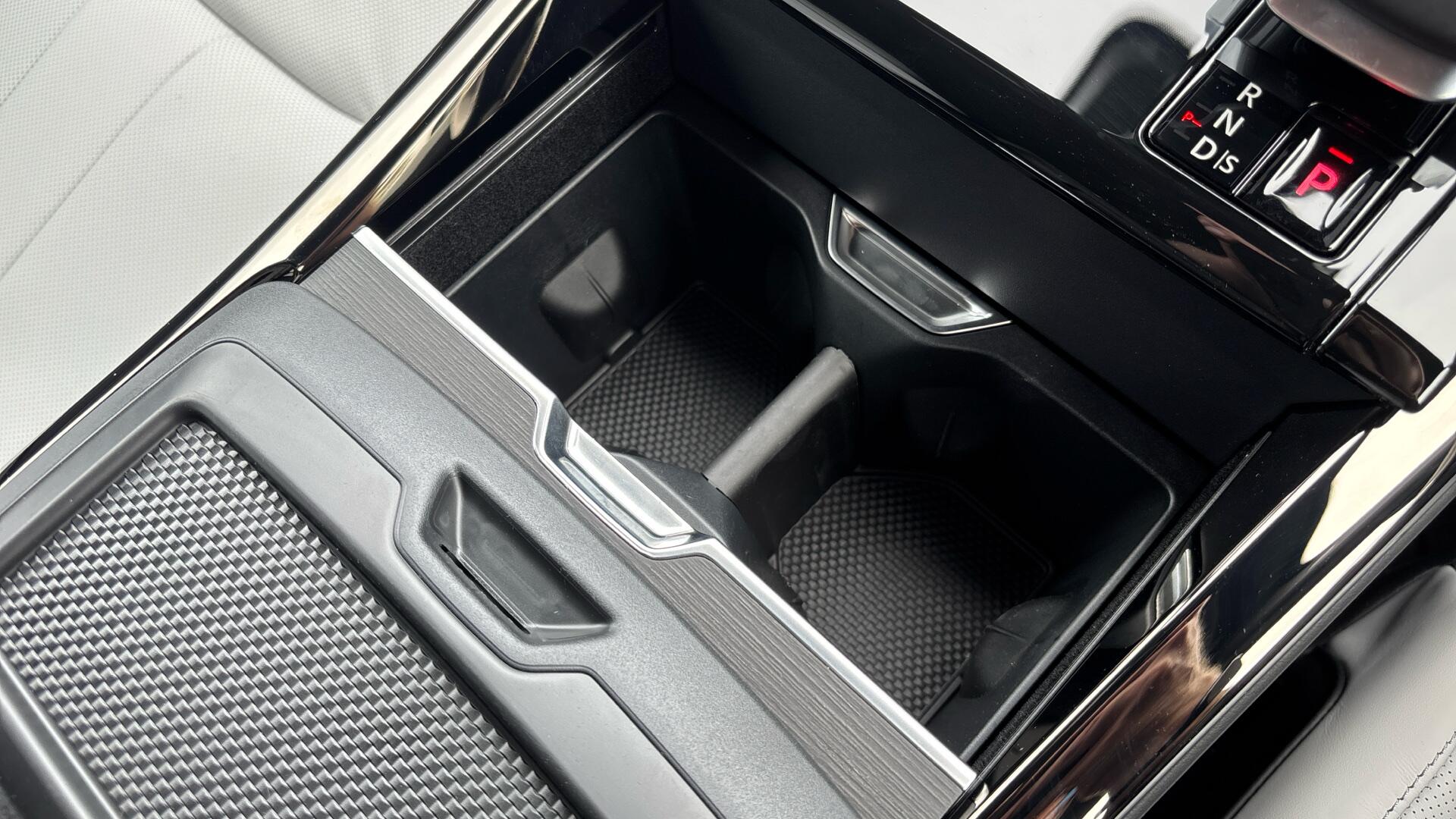 Land Rover Range Rover Sport view 47