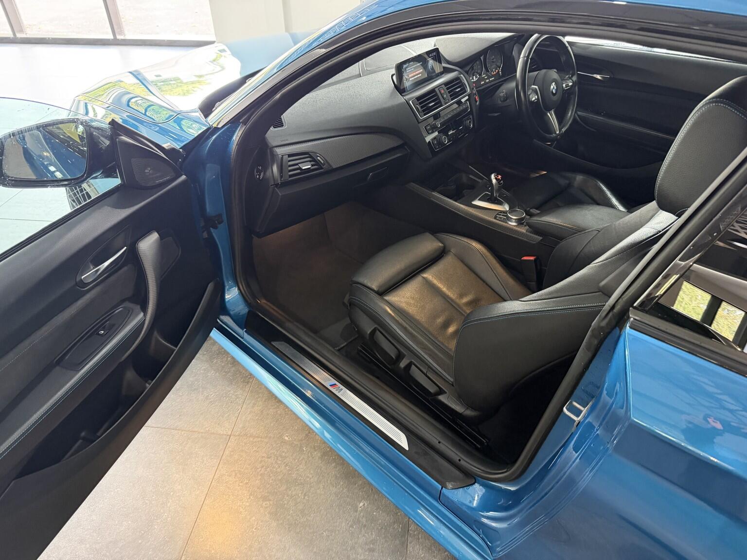 BMW M2 view 17