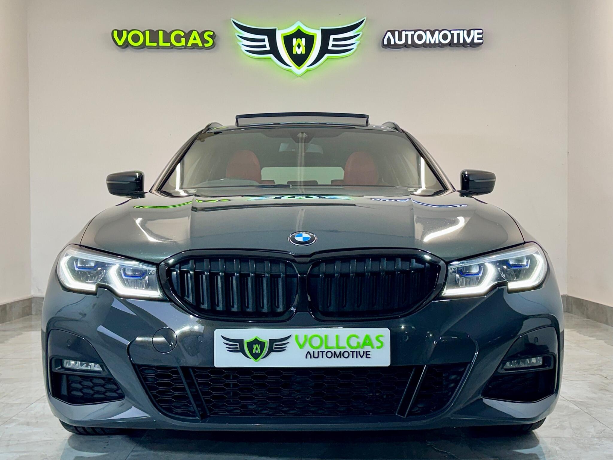 BMW 3 Series view 14