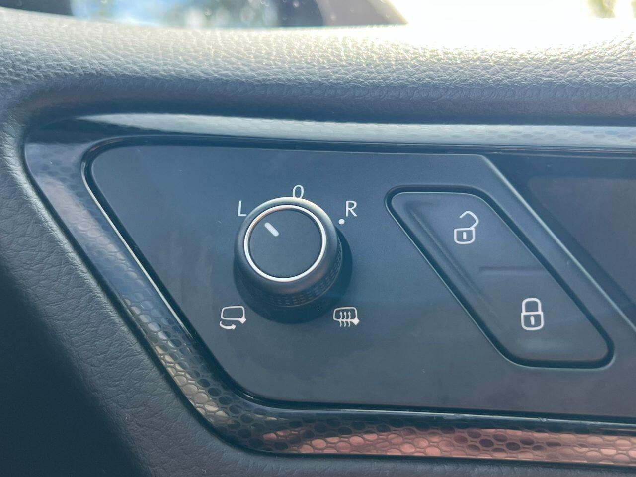 Volkswagen Golf view 28