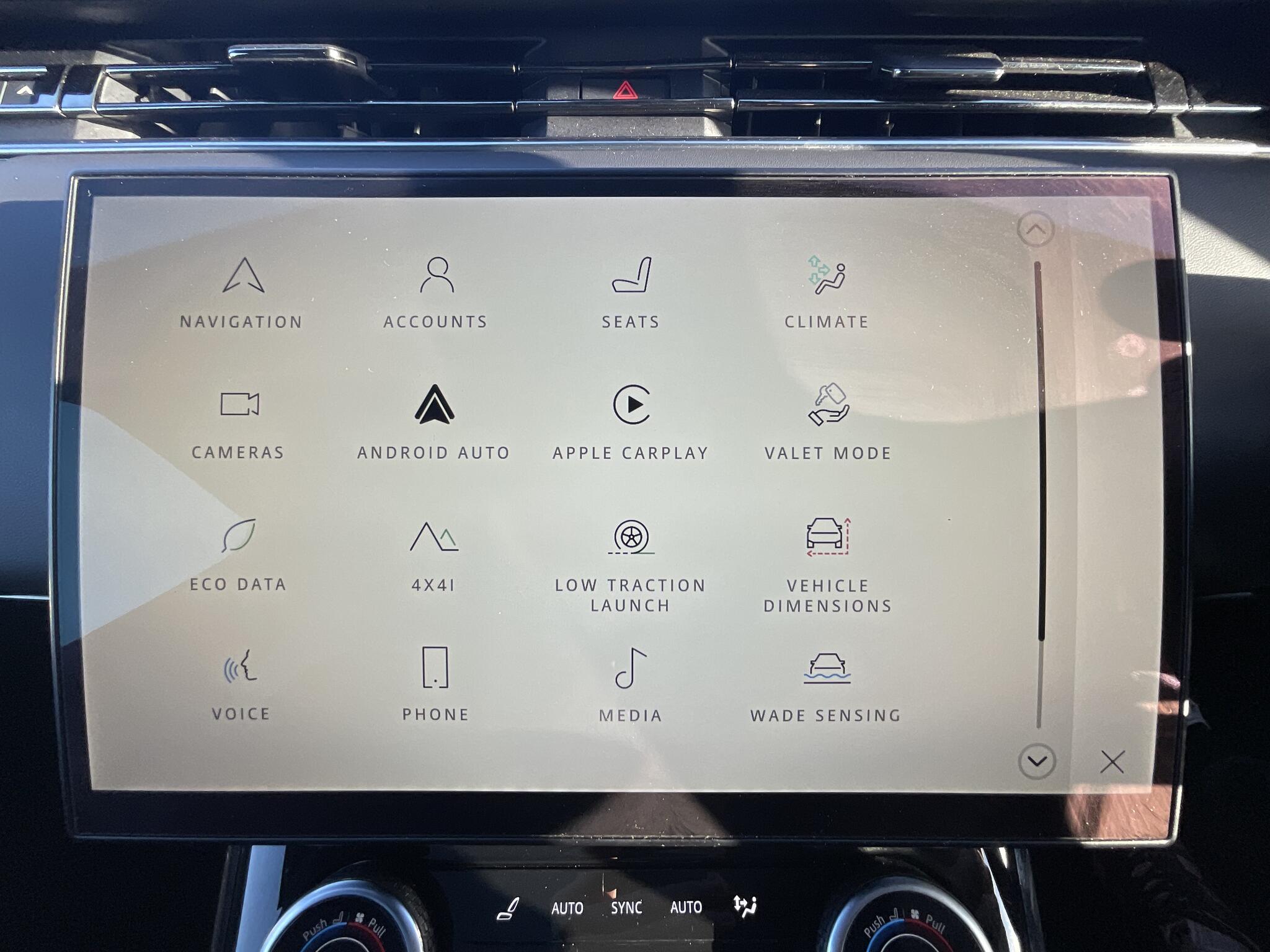 Land Rover Range Rover Sport view 30