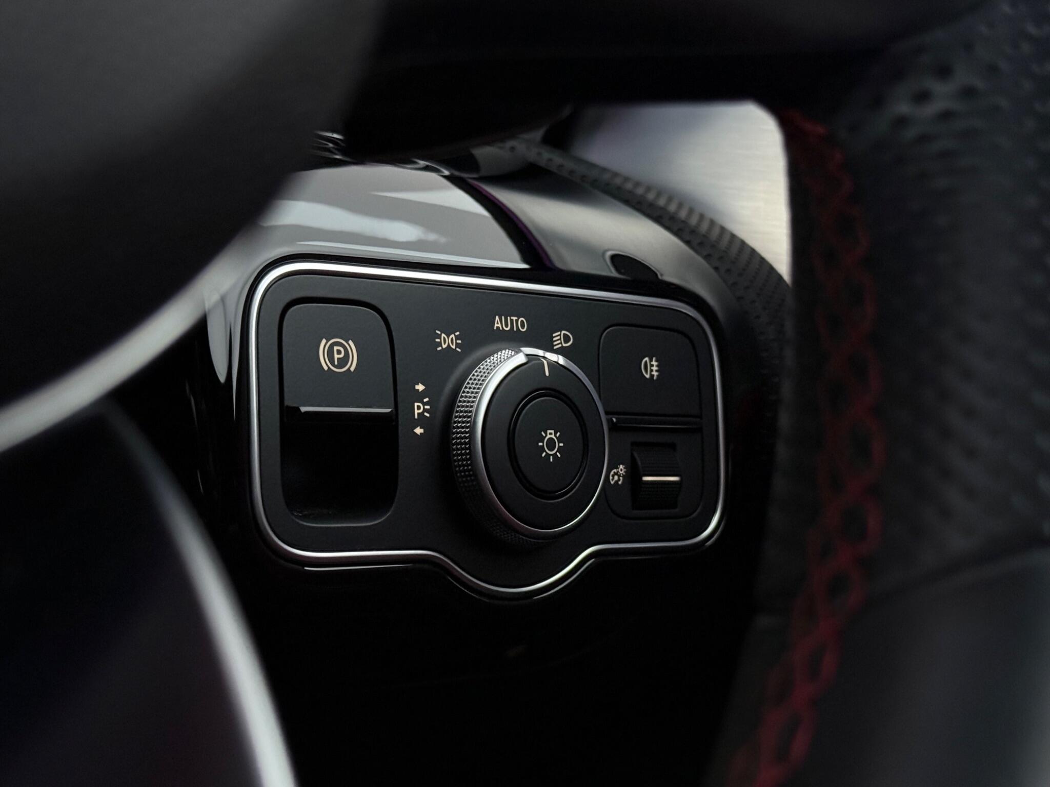 Mercedes-Benz Cla view 21