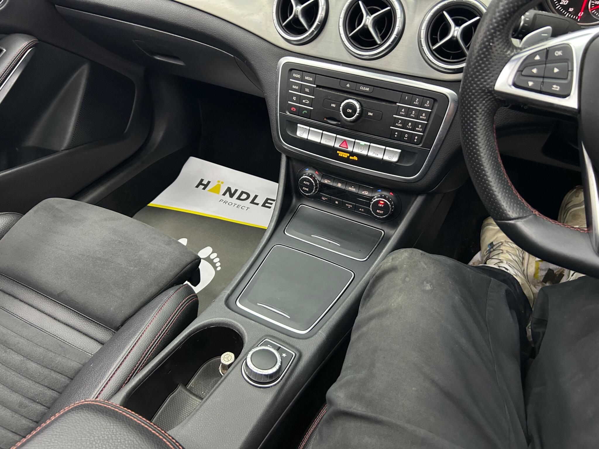 Mercedes-Benz Cla view 9