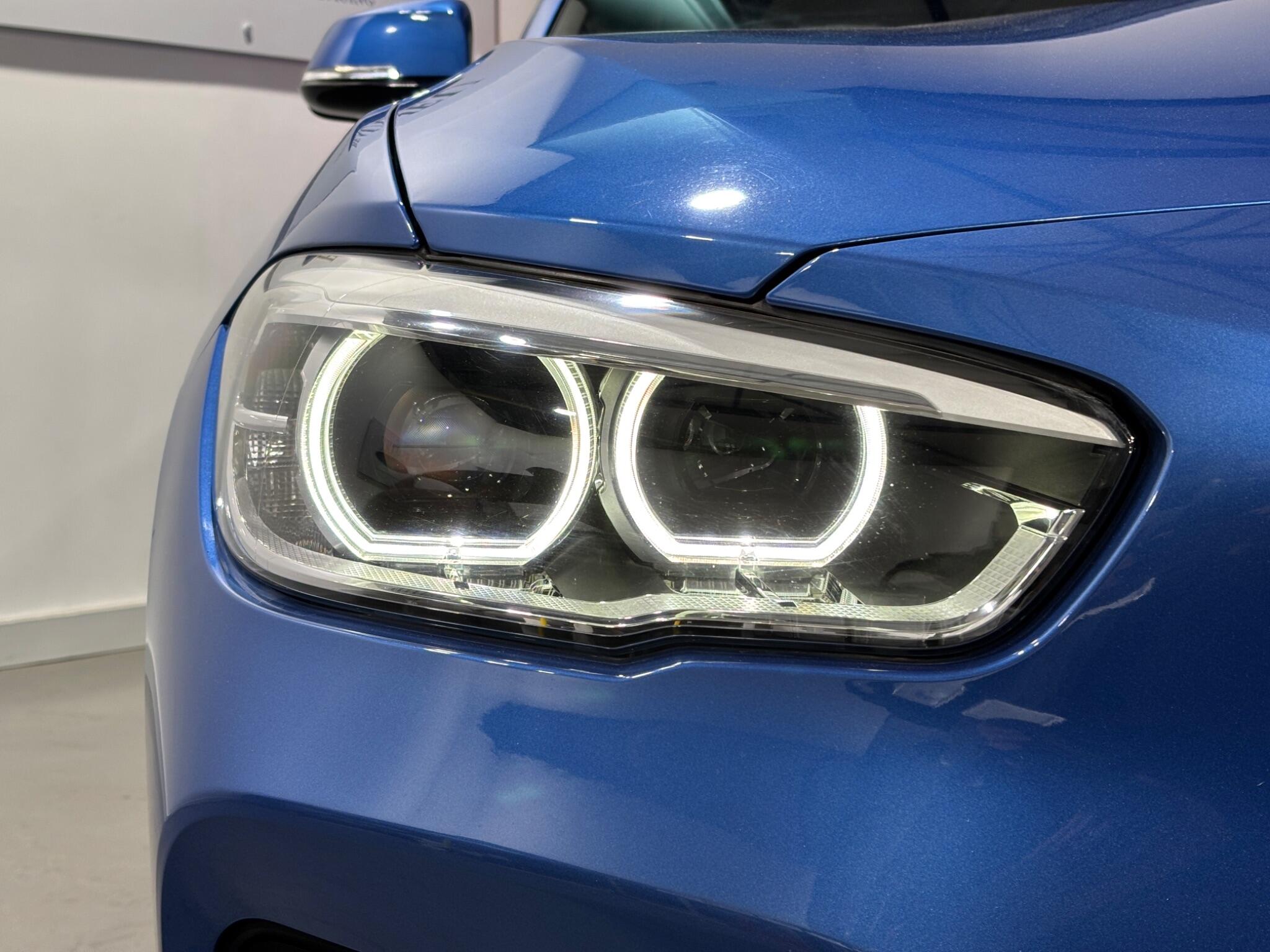 BMW 1 Series view 4