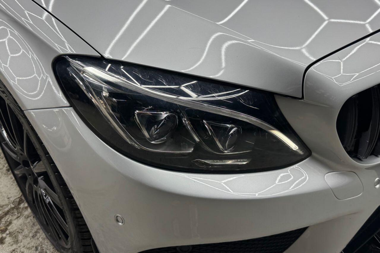 Mercedes-Benz C-Class view 8