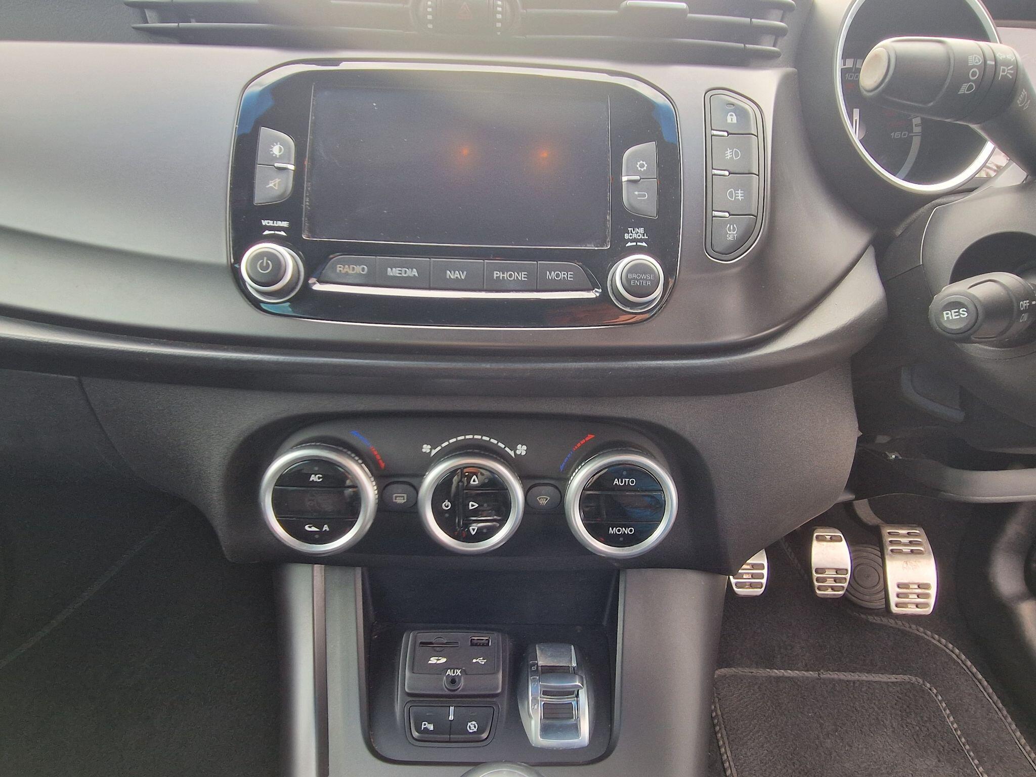 Alfa Romeo Giulietta view 35