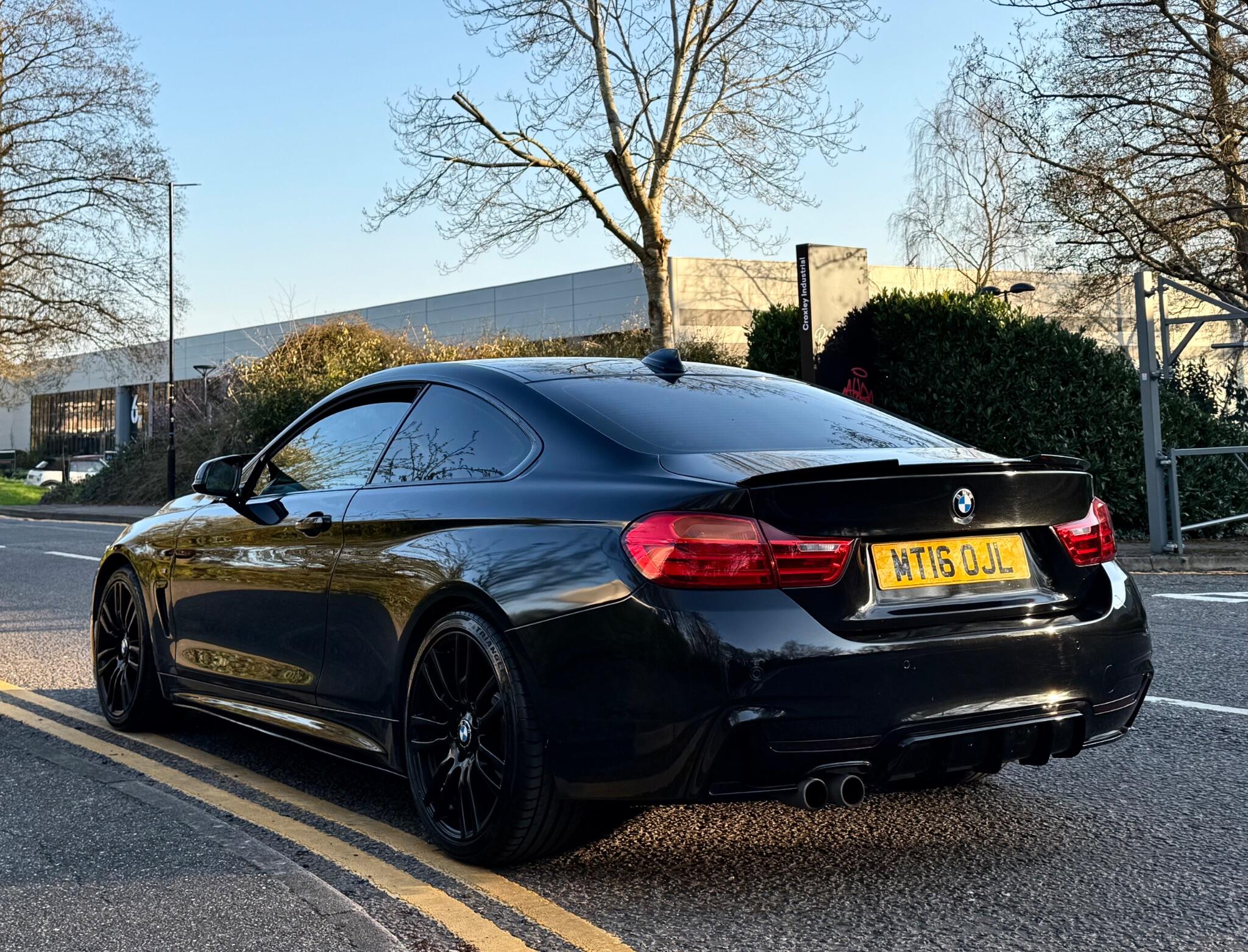 BMW 4 Series view 21