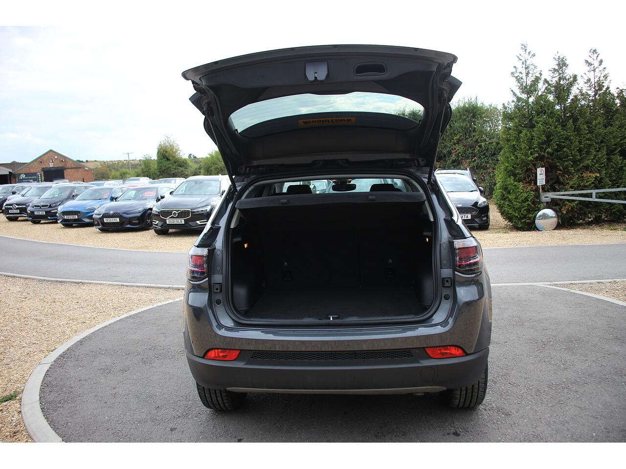 Jeep Compass view 36