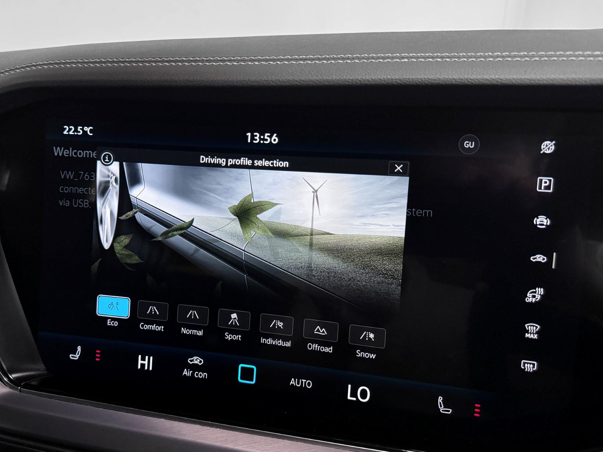 Volkswagen Touareg view 67