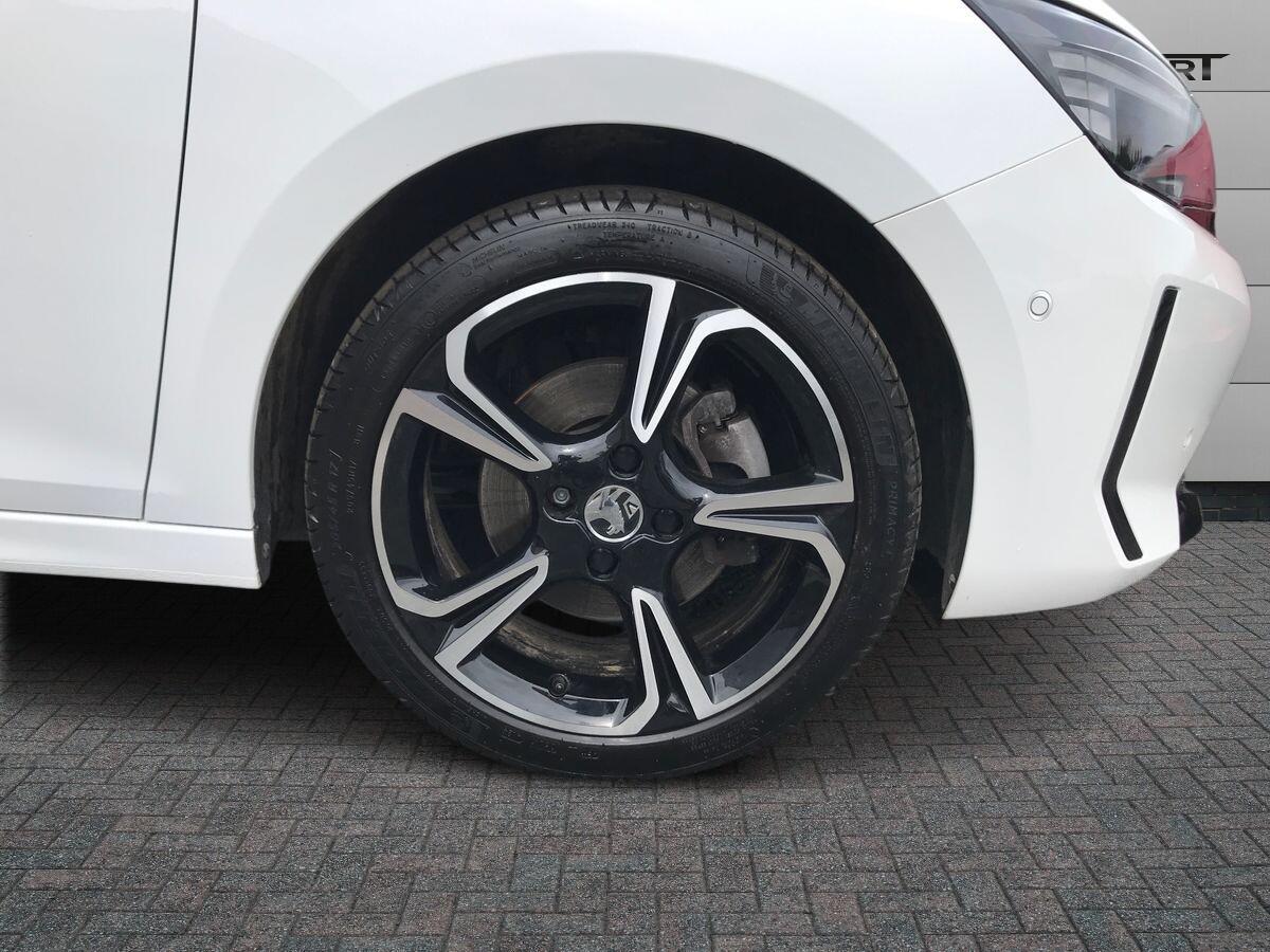 Vauxhall Corsa view 12