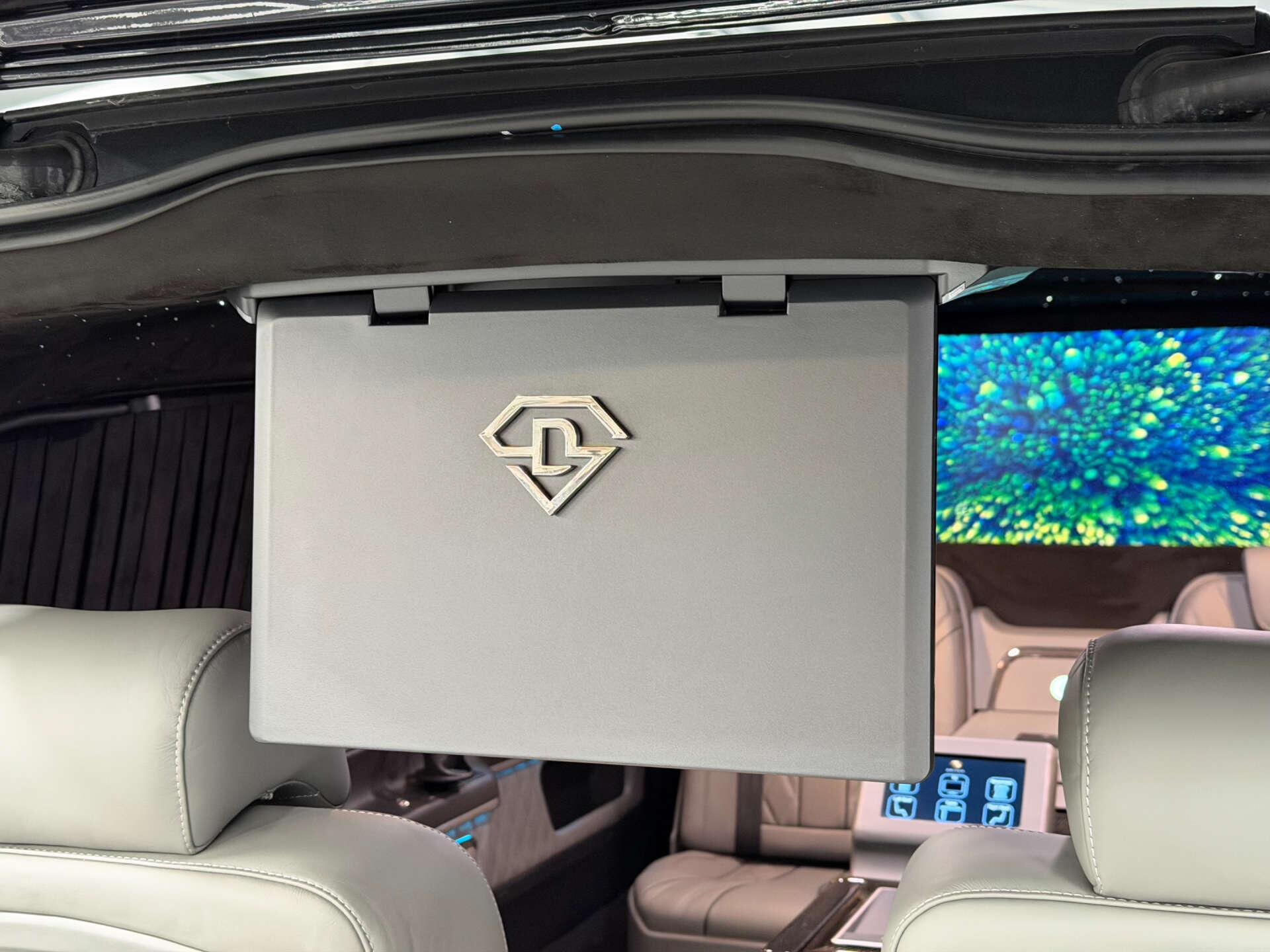 Mercedes-Benz V Class view 24