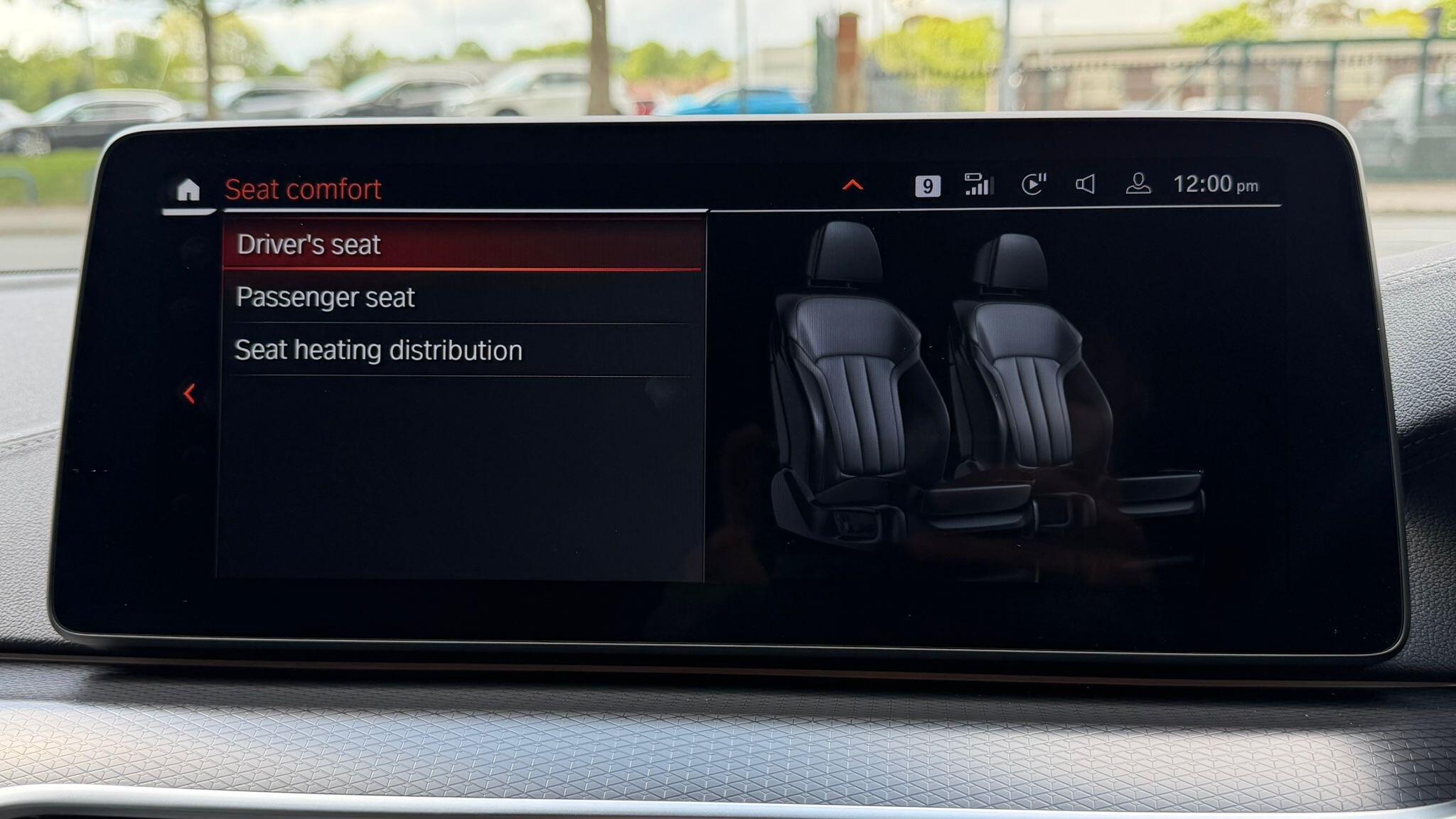 BMW 5 Series view 18