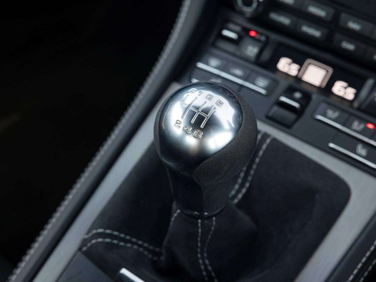 Porsche Cayman view 64