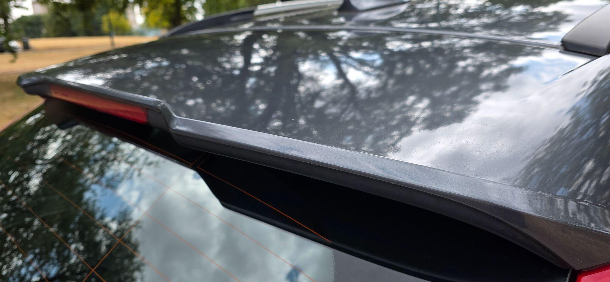 Volvo V40 Cross Country view 32