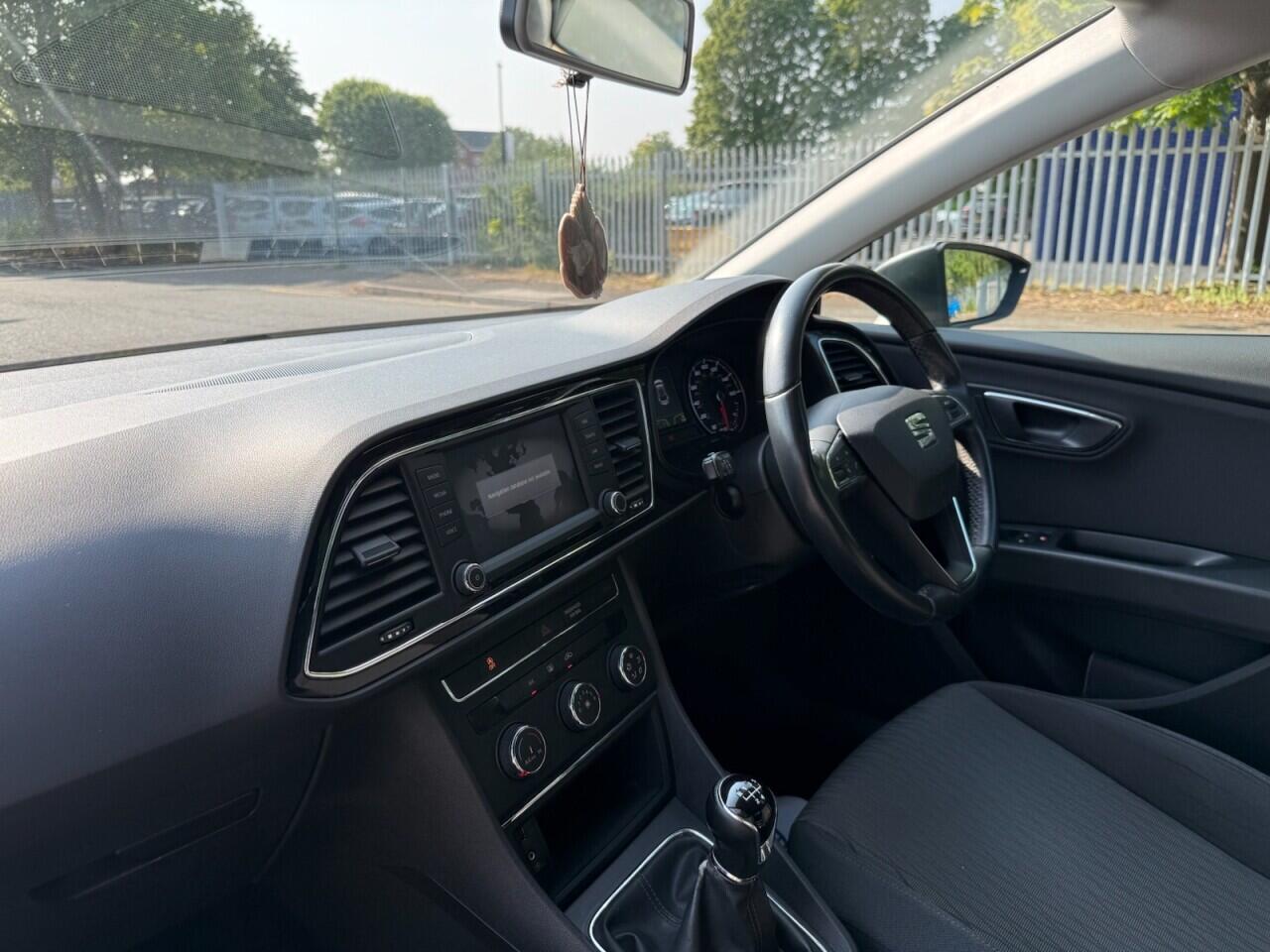 Seat Leon Leon view 14