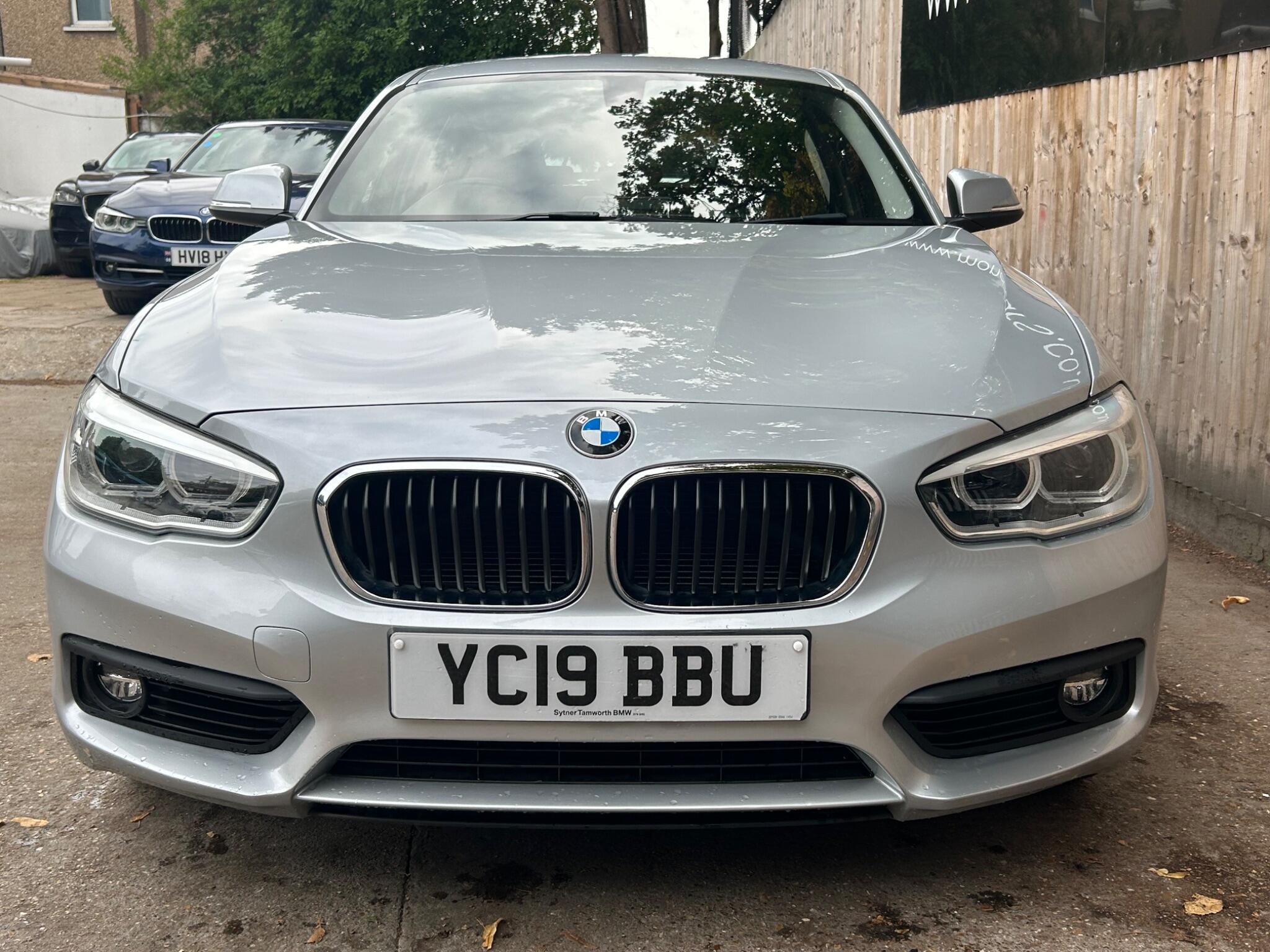 BMW 1 Series view 20