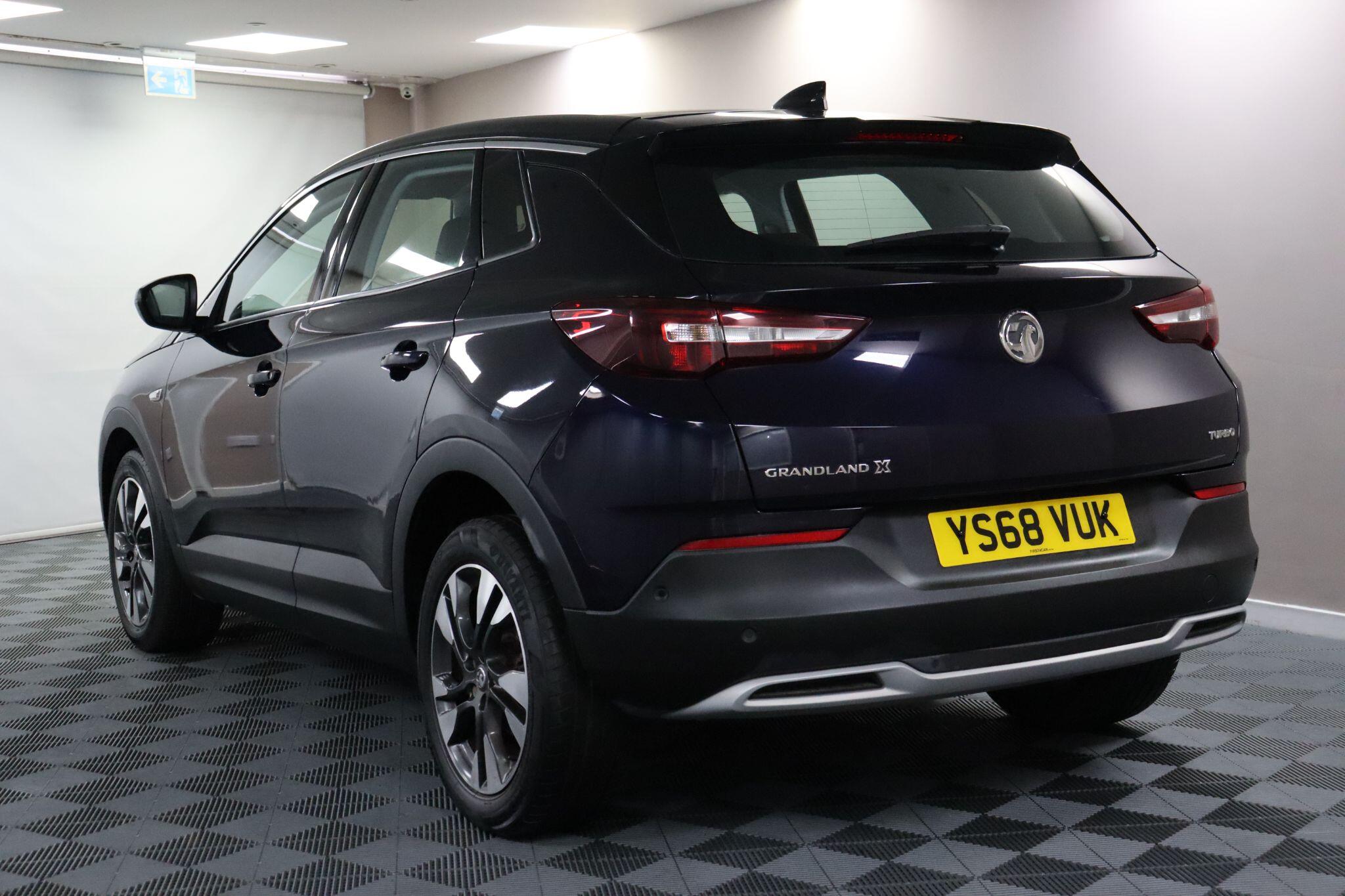 Vauxhall Grandland X view 10