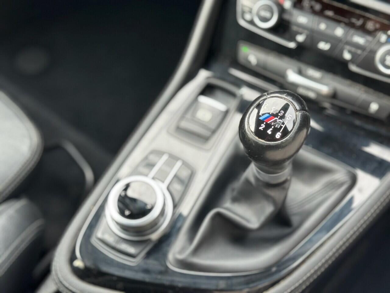 BMW 2 Series view 25