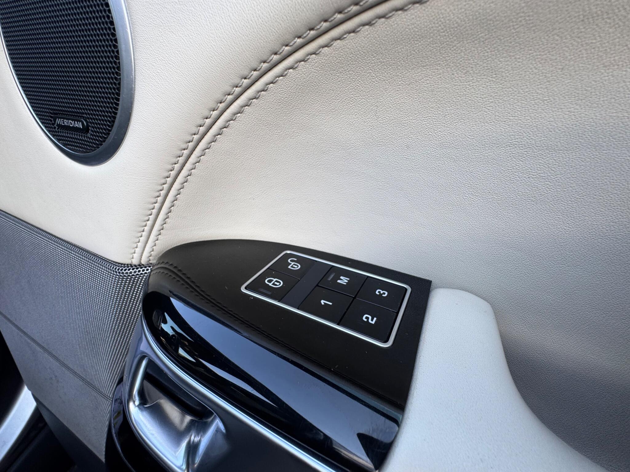 Land Rover Range Rover Sport view 21
