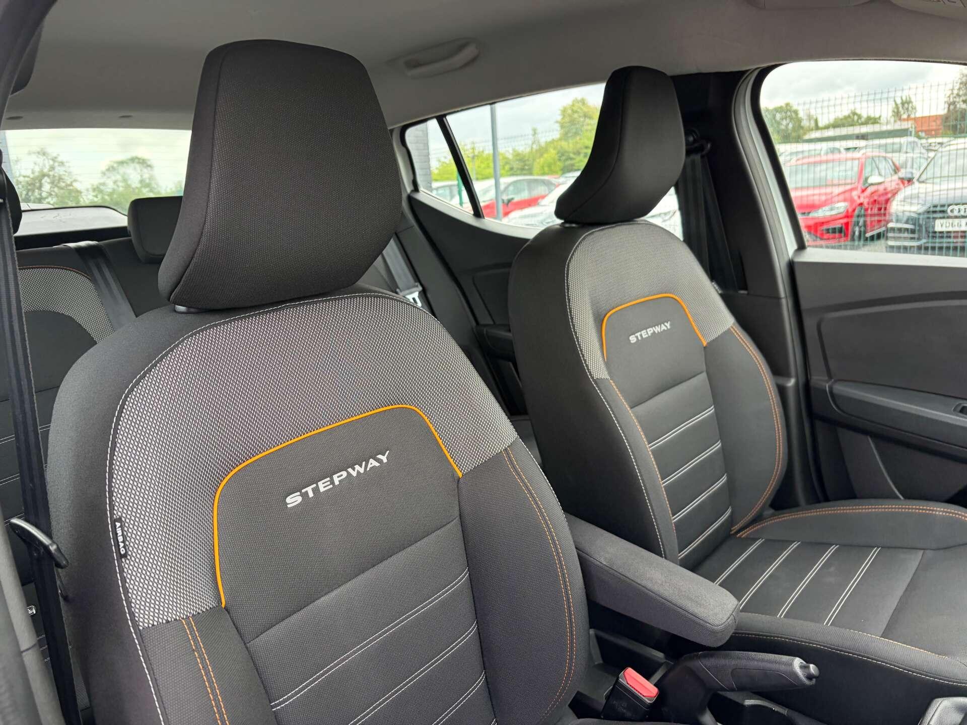 Dacia Sandero Stepway view 35