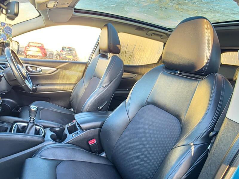 2017 Nissan Qashqai 1.2 DIG-T Tekna 2WD Euro 6 (s/s) 5dr • 58,000 miles image 39