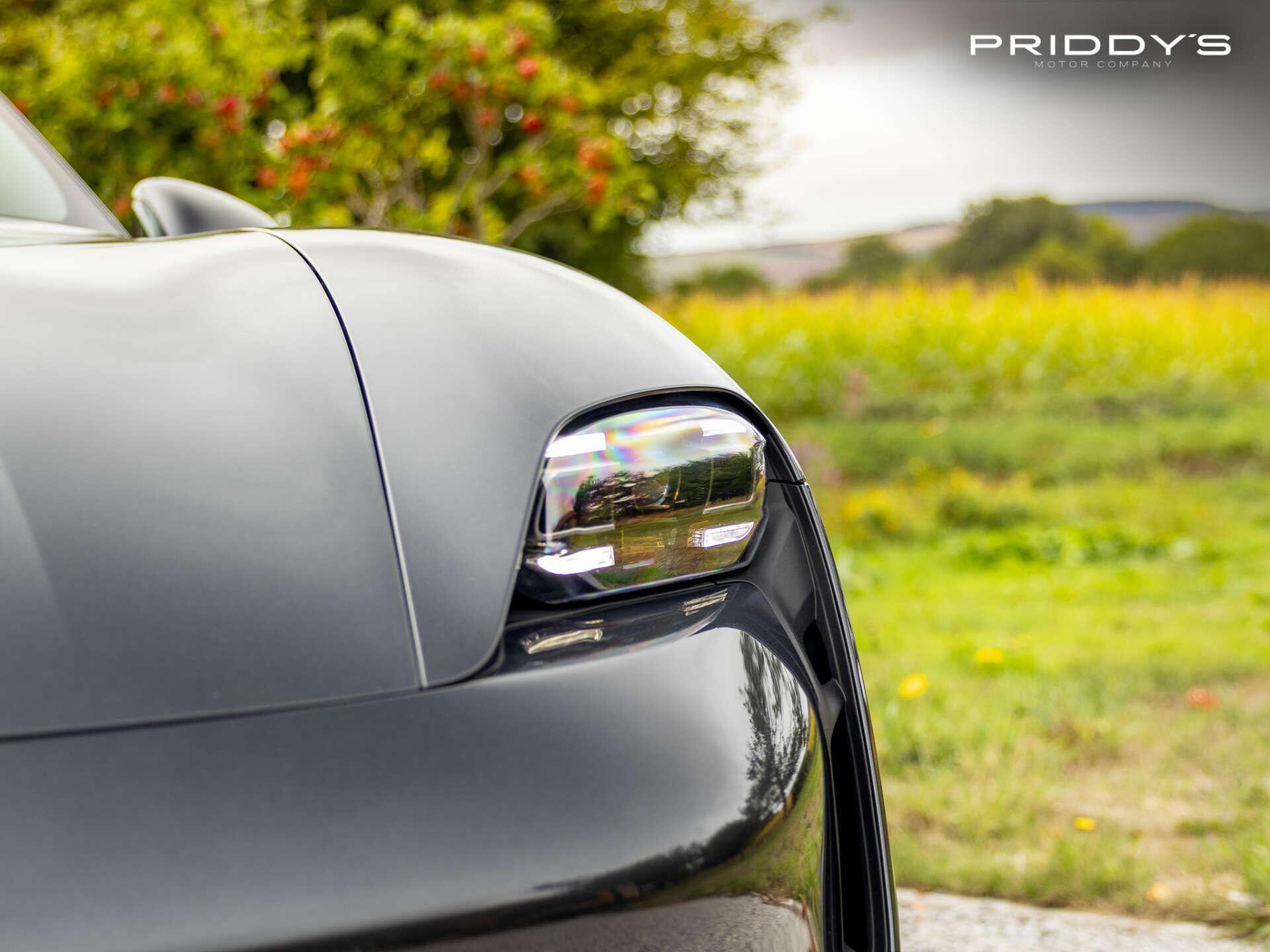 Porsche Taycan view 75