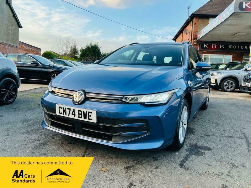 2025 Volkswagen Golf 1.5 TSI Life Euro 6 (s/s) 5dr • 2,100 miles image 3