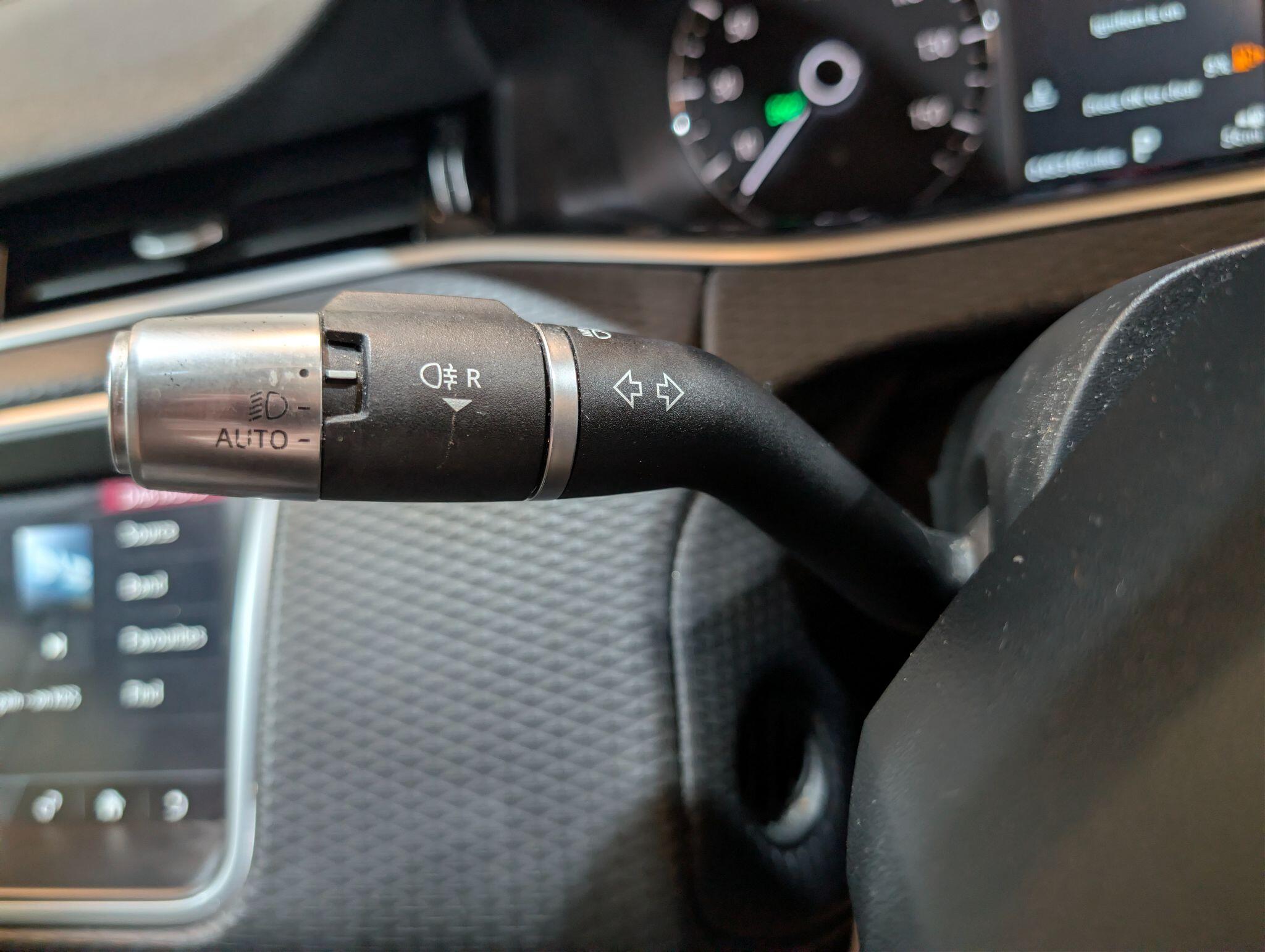 Land Rover Range Rover Evoque view 26