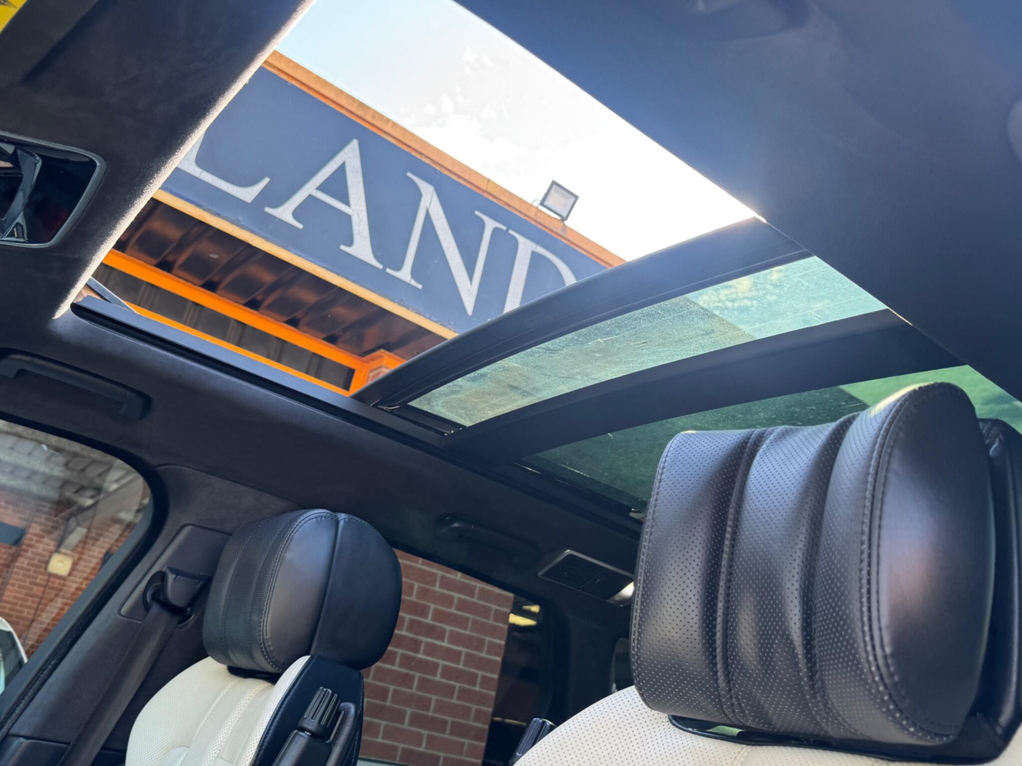 Land Rover Range Rover Sport view 8