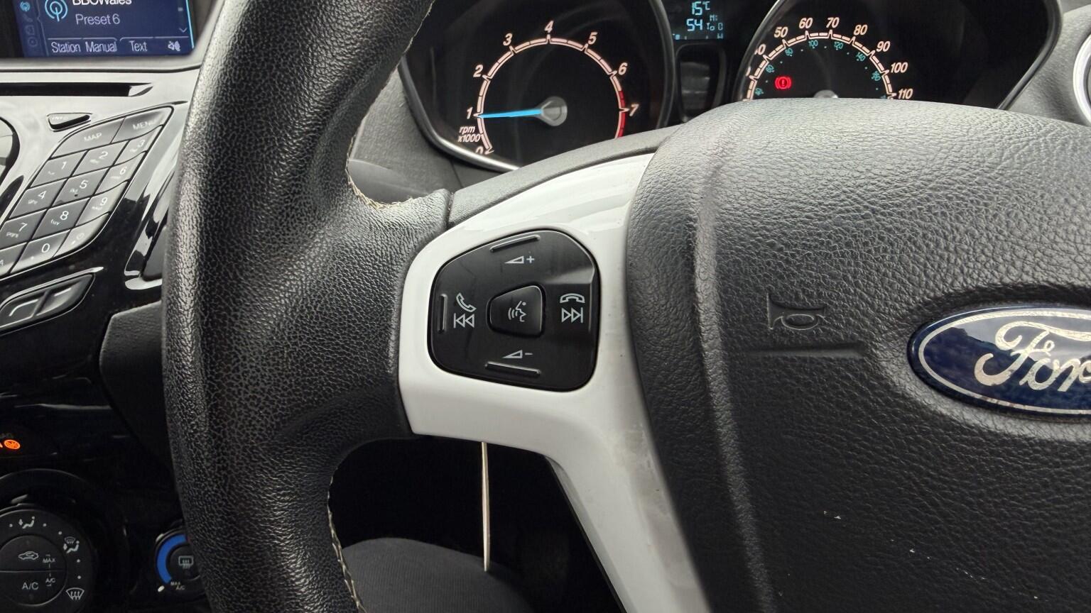 Ford Fiesta view 31