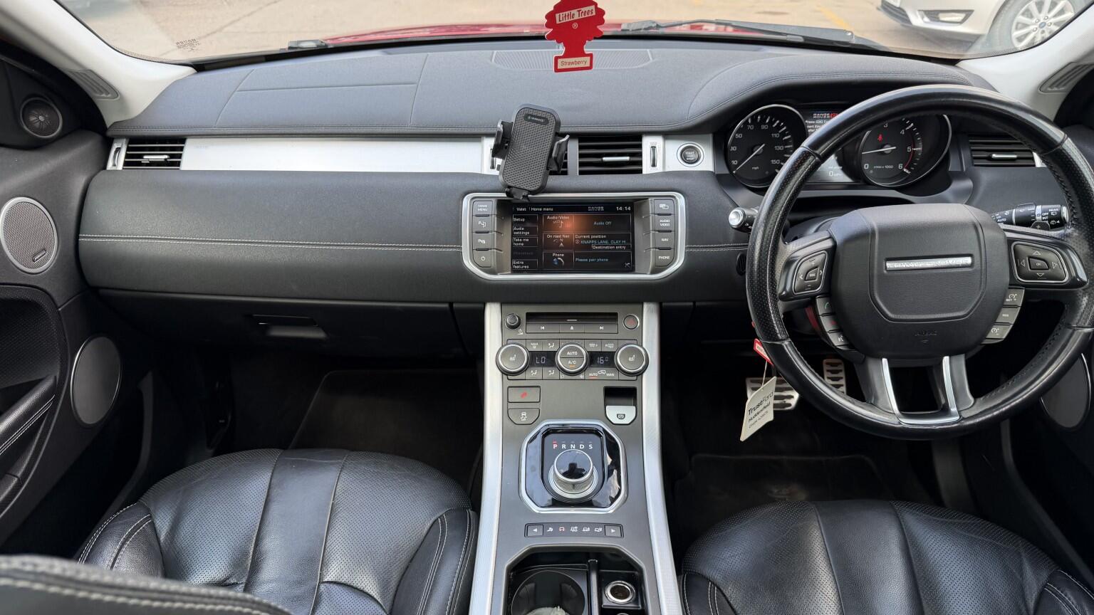Land Rover Range Rover Evoque view 4