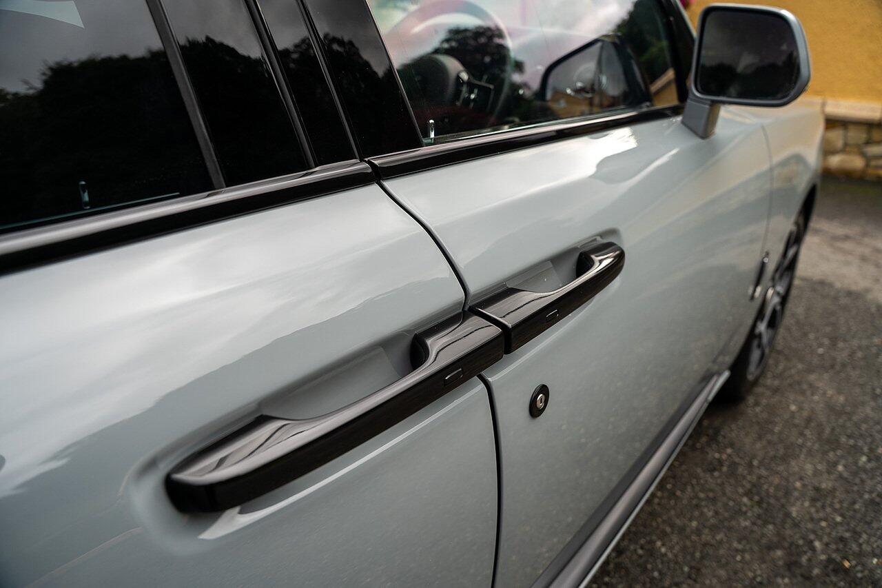 Rolls-Royce Cullinan view 9