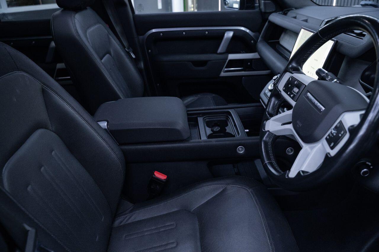 Land Rover Defender view 18