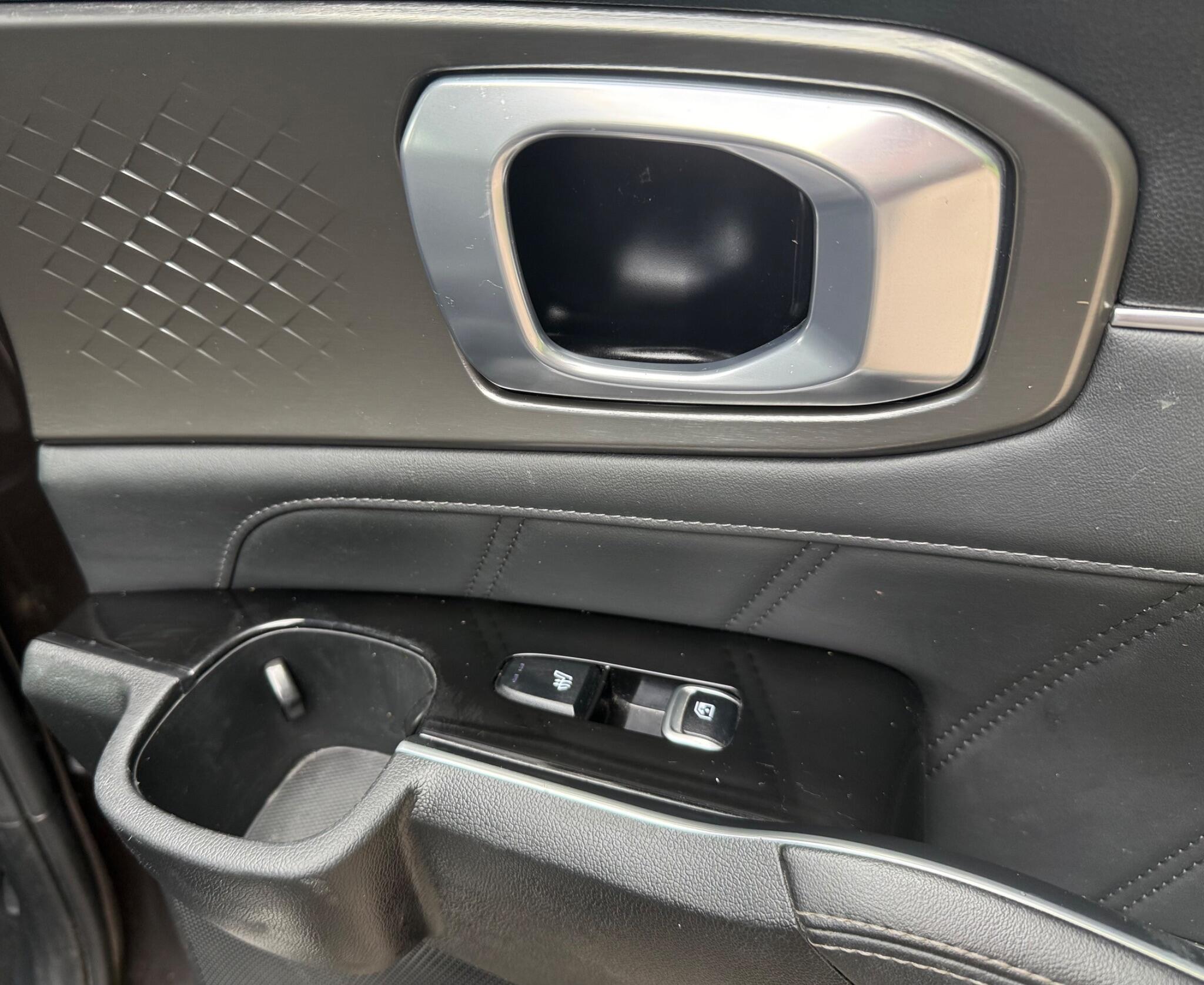 Kia Sorento view 17