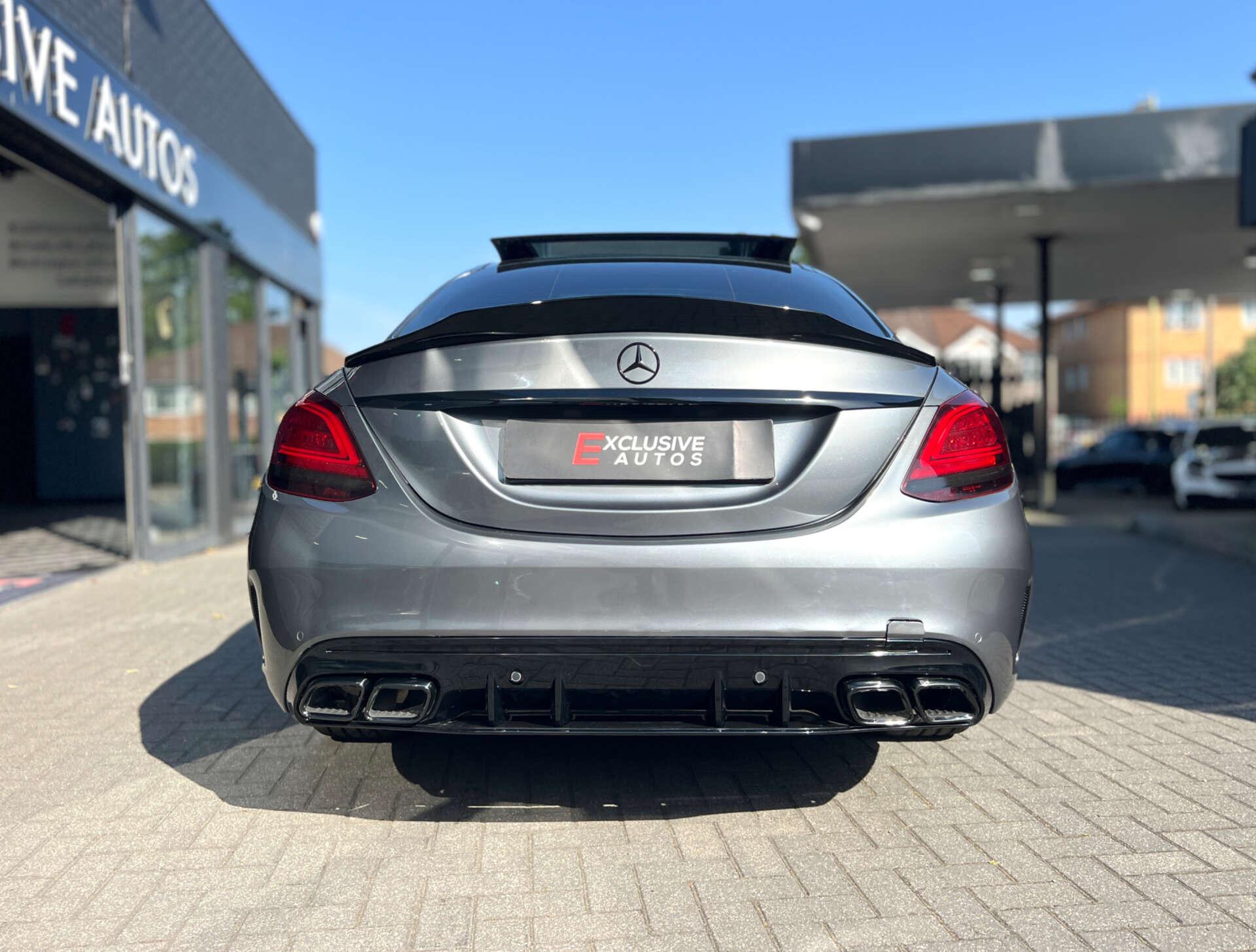 Mercedes-Benz C Class view 25