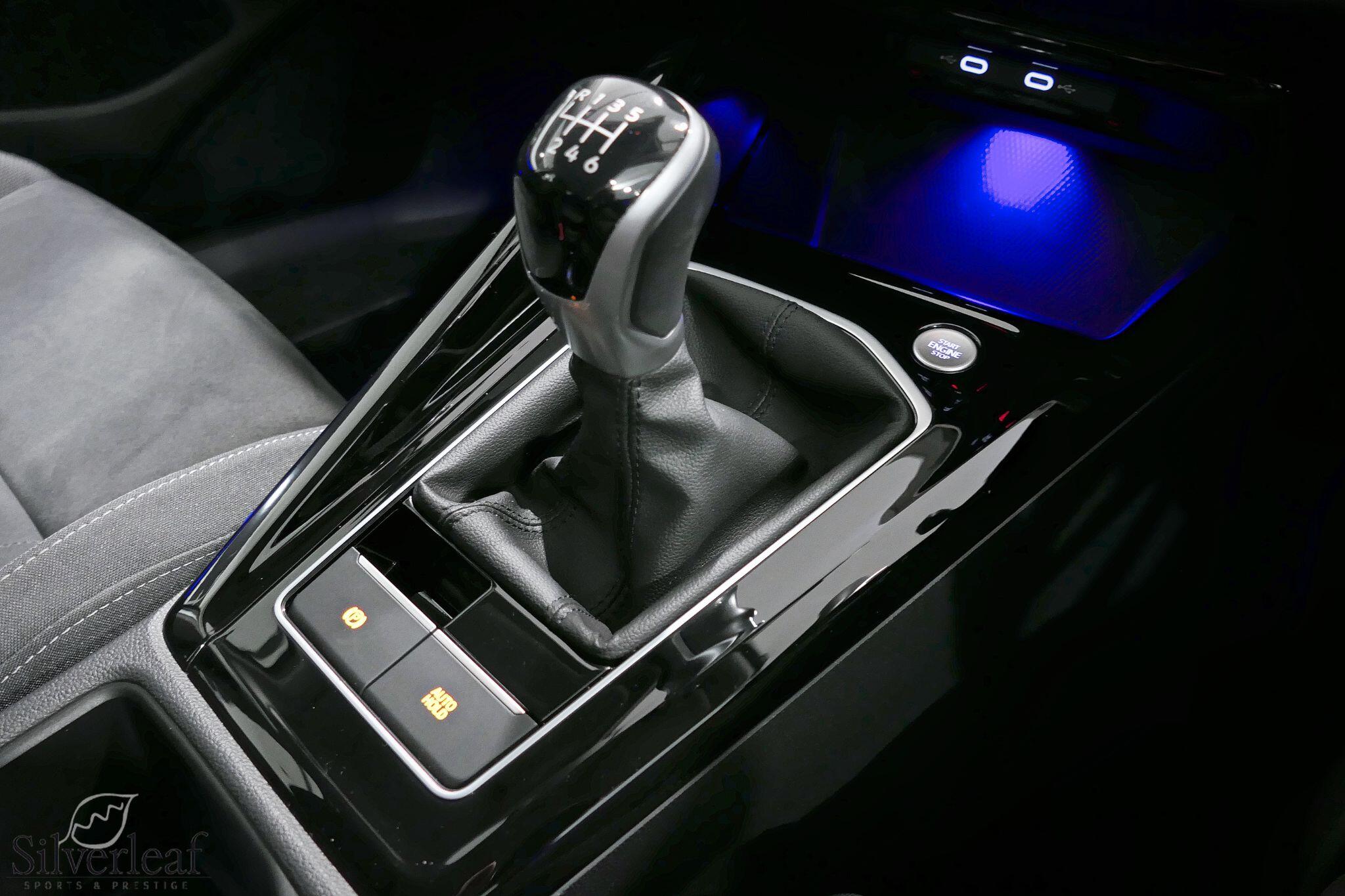 Volkswagen Golf view 15