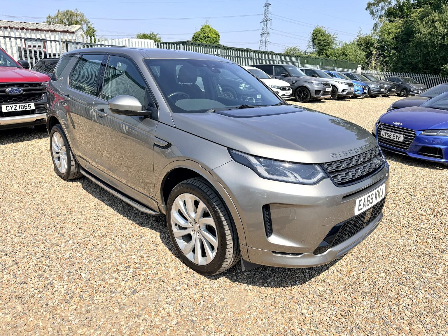 Land Rover Discovery Sport view 11