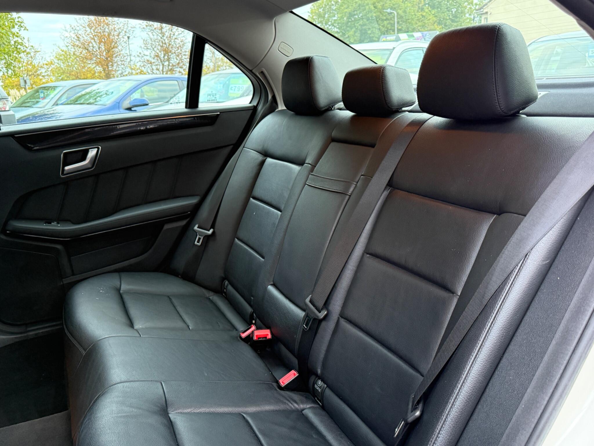 Mercedes-Benz E Class - Image 45
